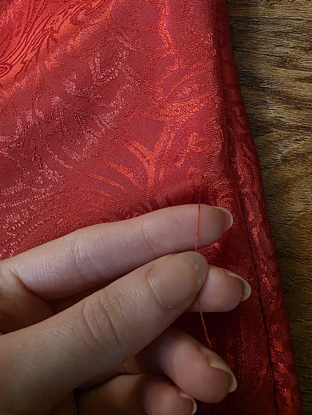 Vintage 90s Val Mode Lingerie Red Paisley Satin Long Slip - Picture 8 of 9